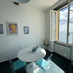 شقة Una Finestra Sul Lungomare