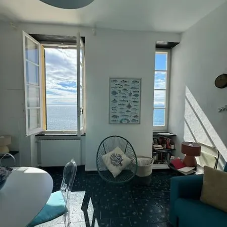 Finestra Sul Lungomare
