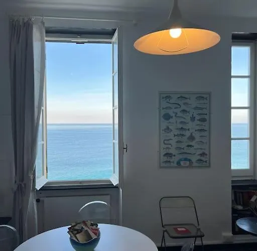 Apartment Una Finestra Sul Lungomare