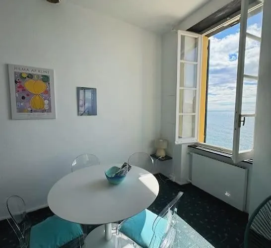 Apartment Una Finestra Sul Lungomare *