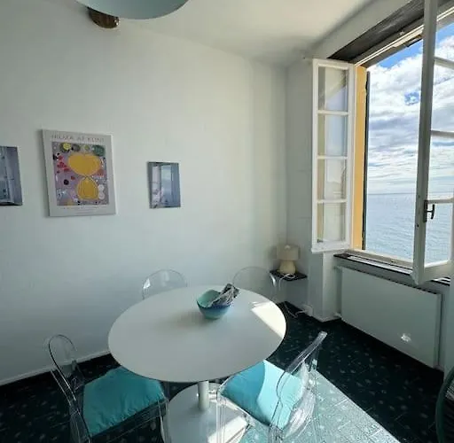 Apartment Una Finestra Sul Lungomare