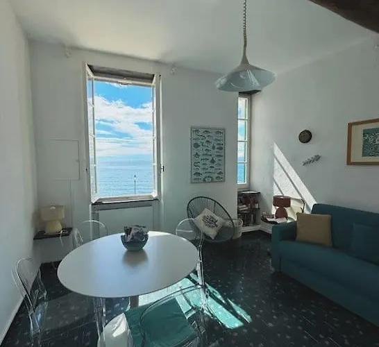 Apartment Una Finestra Sul Lungomare Camogli