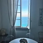 아파트 Una Finestra Sul Lungomare 카모글리