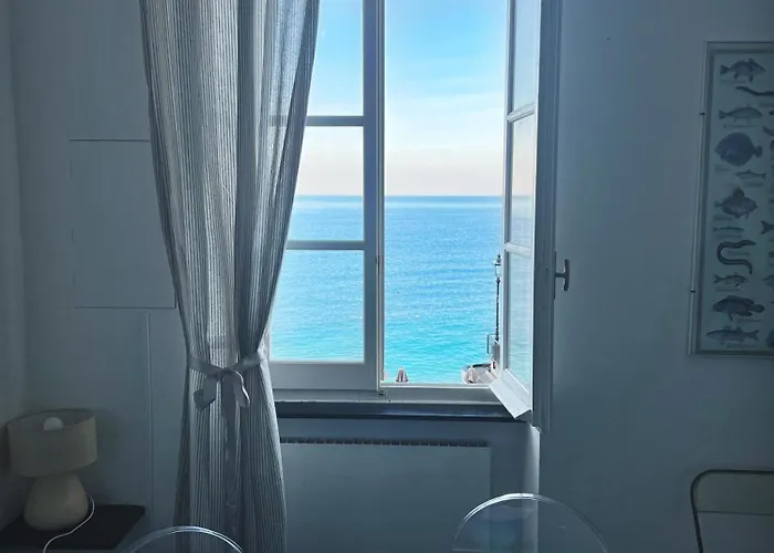 公寓 Una Finestra Sul Lungomare 卡莫利